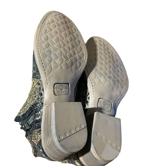 Circle G Booties WMNS‎ 7 Western Cut Outs Ankle Distressed Black Cowgirl Rodeo - Picture 8 of 10